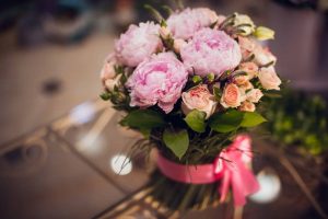 Read more about the article Best Flowers for Parents to Say Thank You for Their Efforts